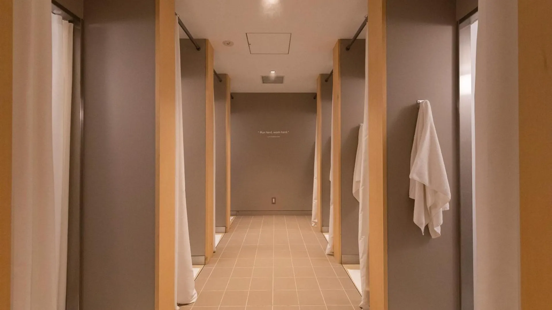 Cafe/Minimal Hotel Our Our Tokyo Hostel