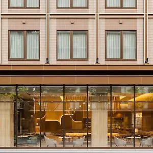 Hilton Garden Shijo Karasuma Hotel